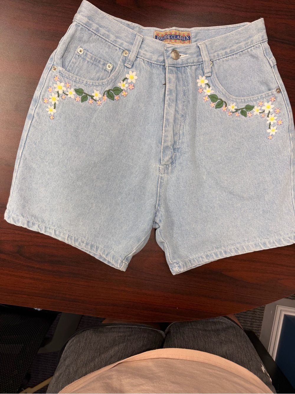 BDG Light Wash Denim Shorts with Embroidered Daisy Trim